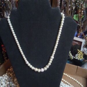 Glass pearls on chain